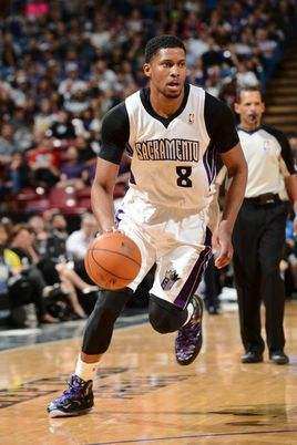 全面表现奠 全面表现奠