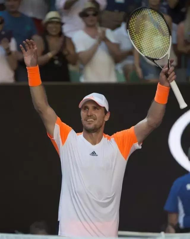 常带有挑衅 常带有挑衅