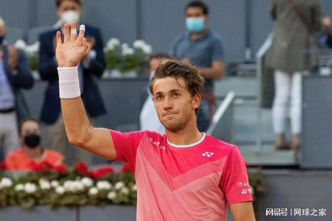 不仅是对球 不仅是对球