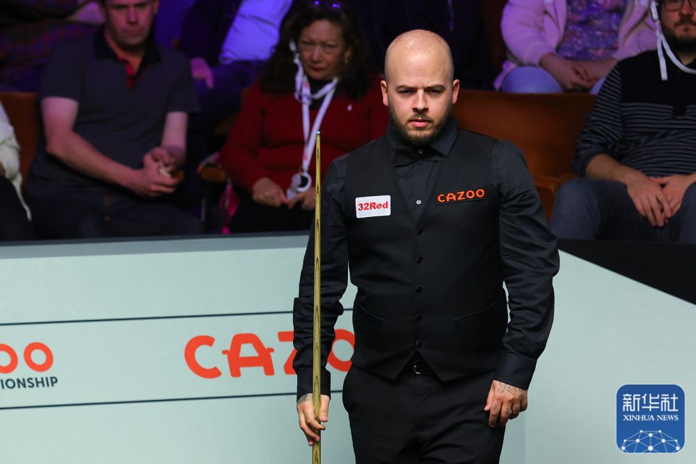 補了中場與 補了中場與