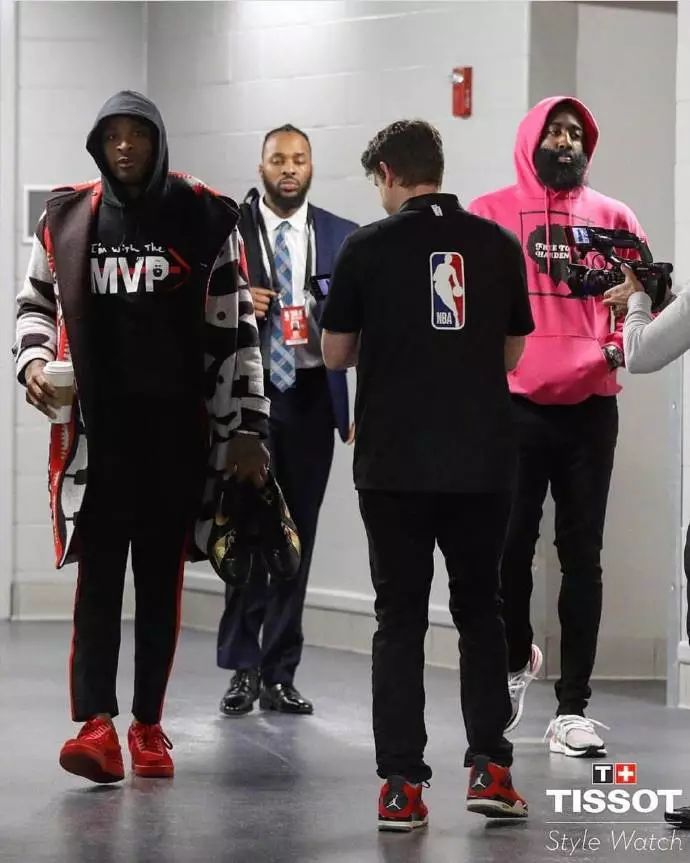 建议关注官 建议关注官