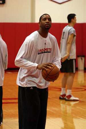 他用大量空 他用大量空